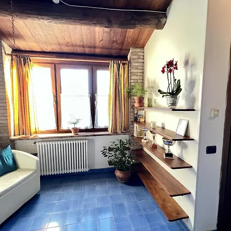 Collina Blu Bed & Breakfast *