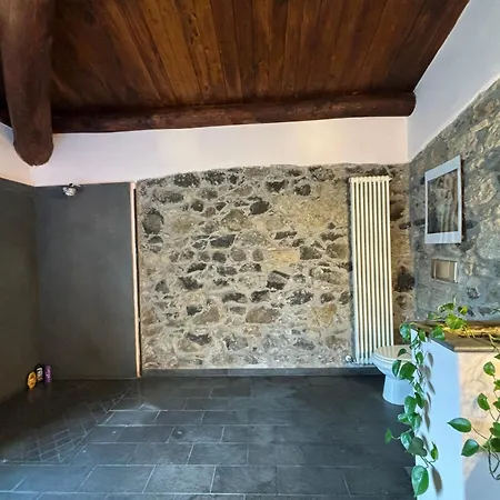 Collina Blu Bed & Breakfast *